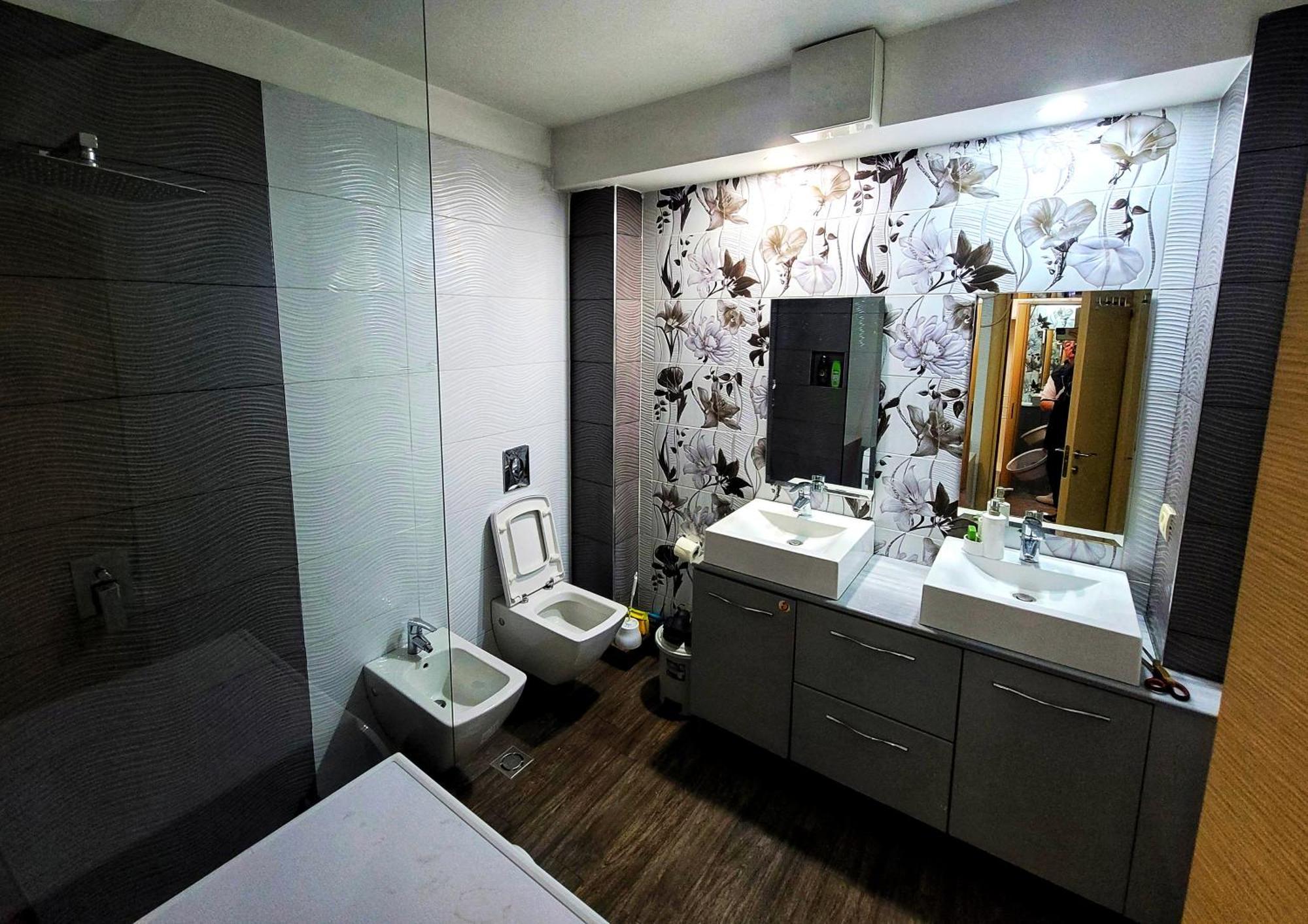 Spacious And Cozy Apartment ติรานา ภายนอก รูปภาพ